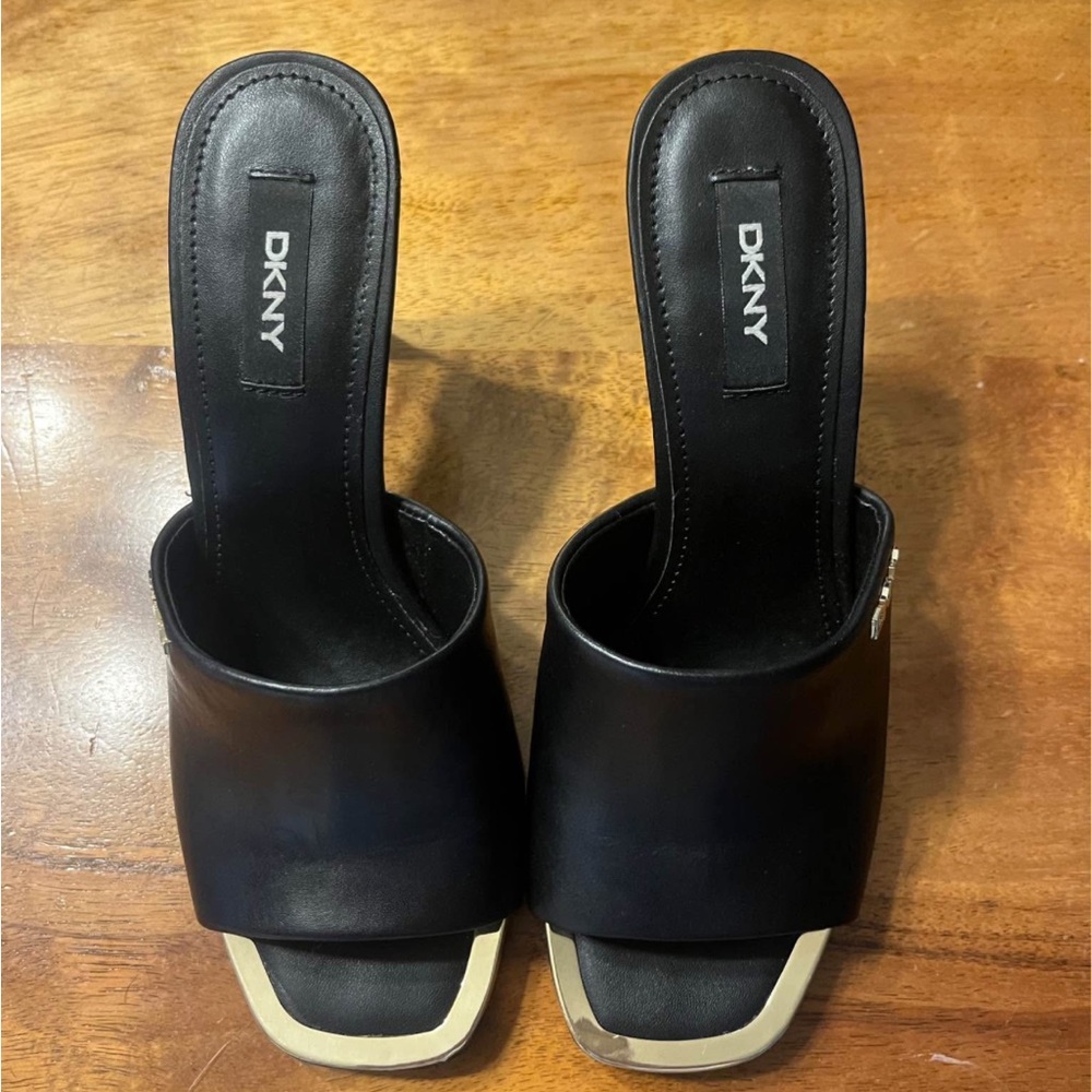 DKNY black heels